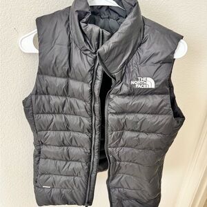 The North Face women’s Black Puffer Vest